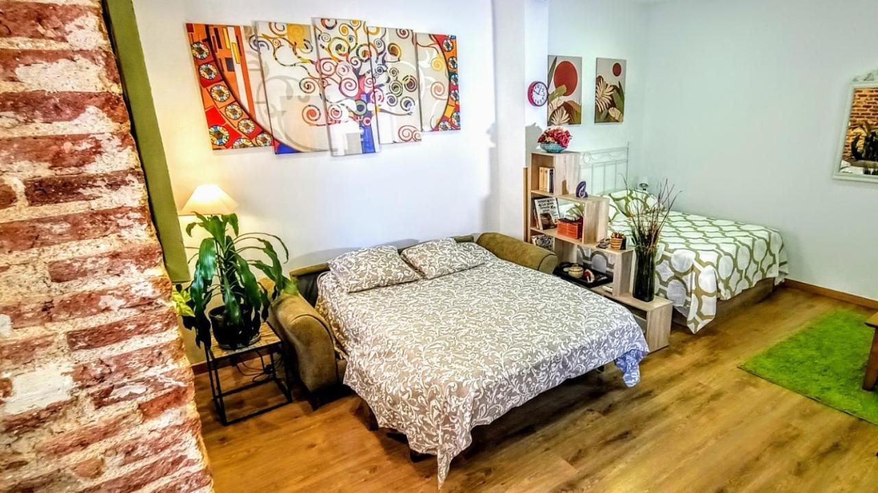 Apartamento Lavapies Al Lado Del Rastro Madrid Exterior photo